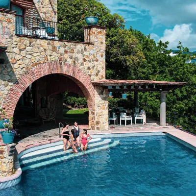 Alberca / Piscina Hotel Boutique Casa Lisa Acapulco Alberca / Piscina Hotel Boutique Casa Lisa Acapulco